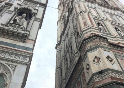 scorcio della facciata del duomo e del campanile di Giotto