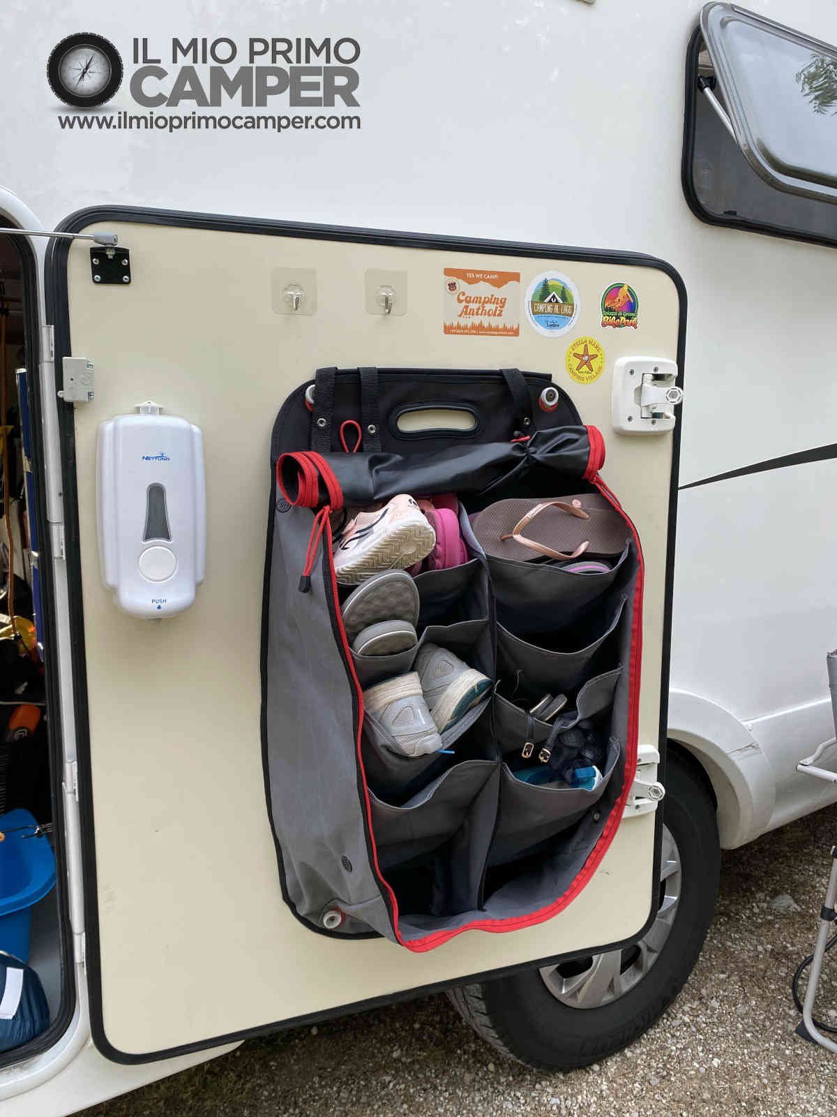 Gli accessori camper indispensabili per viaggi indimenticabili - Il mio  primo Camper
